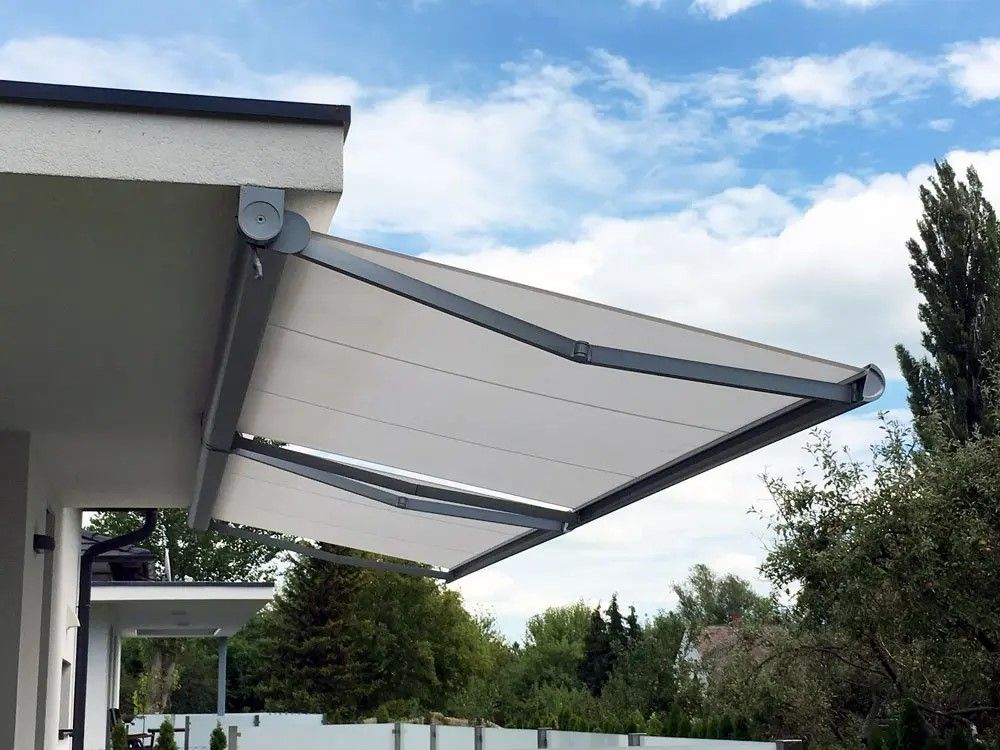 屋外日よけカスタマイズされた折りたたみ格納式電気スマート屋外 - Smart Garden Umbrella のレビューと価格