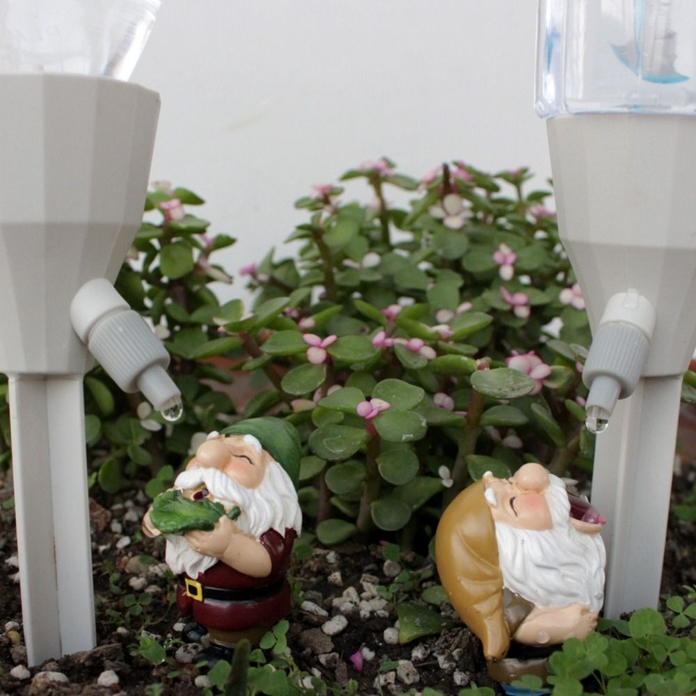 樹脂製ノーム型自動給水スパイク、素朴な調節可能なノーム型自動 - Smart Garden Watering Can のレビューと価格