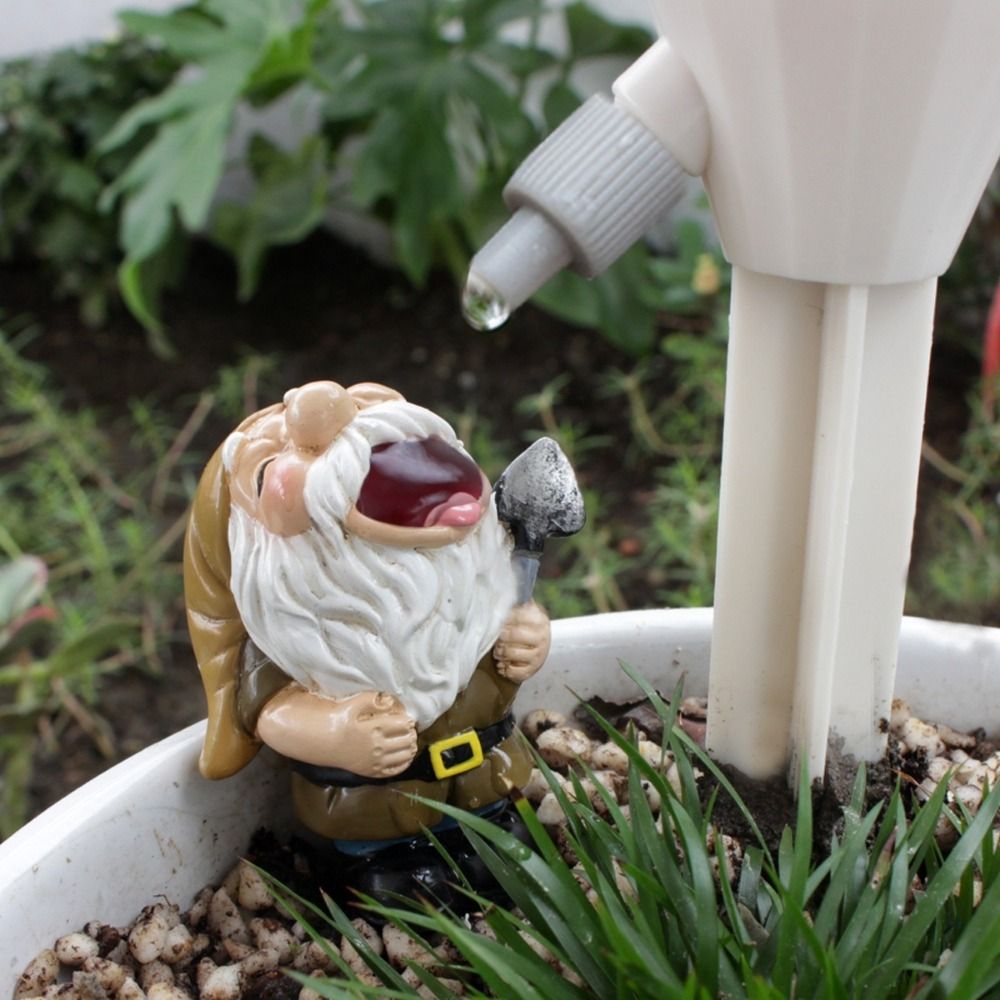 樹脂製ノーム型自動給水スパイク、素朴な調節可能なノーム型自動 - Smart Garden Watering Can のレビューと価格